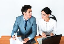 Jak współcześnie kierownik może traktować sytuację konfliktowe i jak je rozwiązywać?