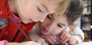 Jak uczyć dzieci rozwiązywania konfliktów?