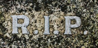 Czym rożni się PR od reklamy?