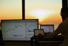 Co się dzieje z akcjami Eurocash?