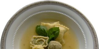 Jak zaksięgować wkład własny pieniężny?